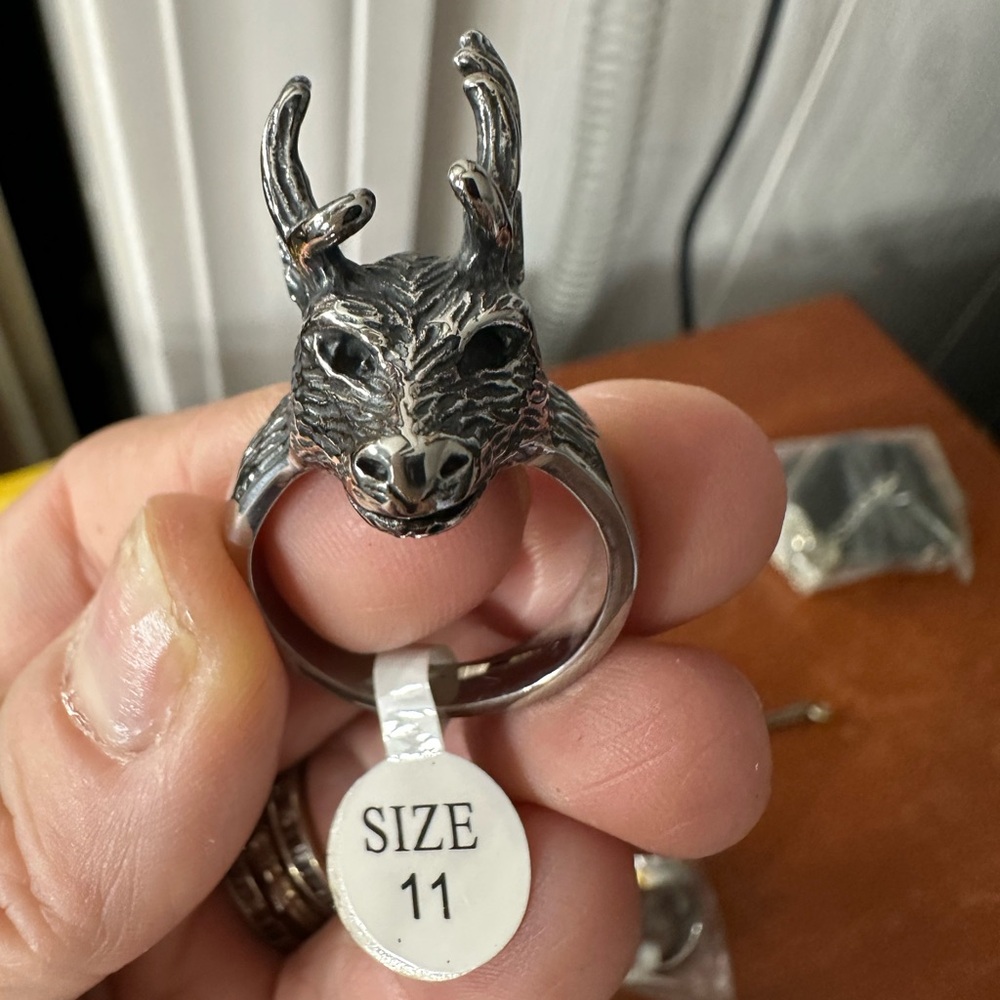 Silver elk Head Ring